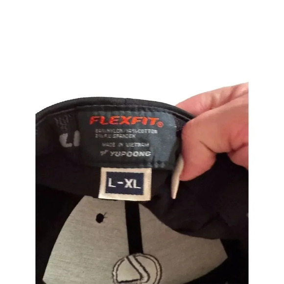 Grey Lexus Logo  Black Flexfit Baseball Cap L/XL Embroidered Logo - Picture 6 of 9
